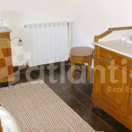 Feriehus House With 3 Bedrooms In With Wonderful Mountain View Shared Pool Enclosed Garden 20 Km From The Beach Macedo de Cavaleiros