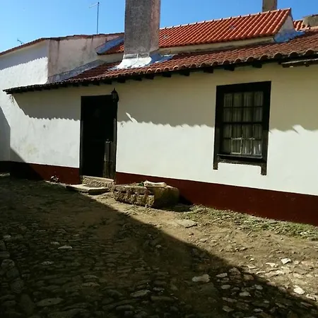 House With 3 Bedrooms In With Wonderful Mountain View Shared Pool Enclosed Garden 20 Km From The Beach Feriehus *